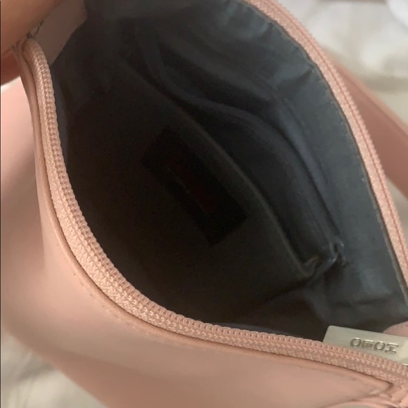 Hobo International Leather Pink Bucket Handbag - Picture 5 of 9